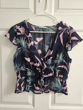 Timing Navy Floral Tie-Front Flutter Sleeve Top